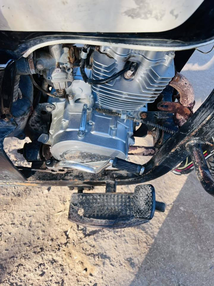 سلام عليكم ستوته البيع مديل 19وراق صولي محرك25ما مفتوح مكان رميثى سعر1600وبيهة مجال***********
