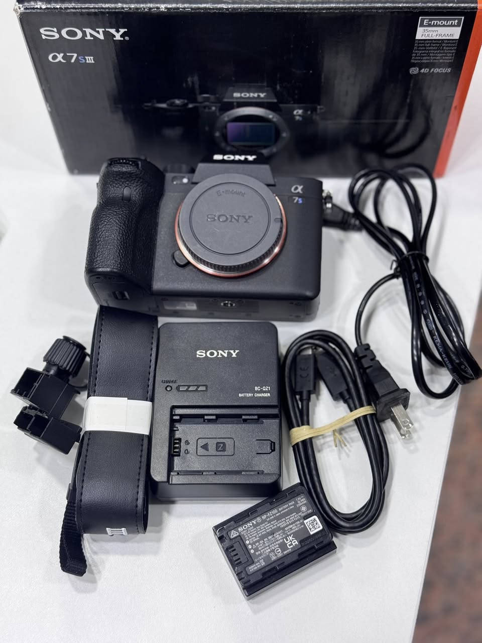 #daste_dw_مستعمل
——————————-
#sony a7s III body 
Clean 98%
Shutter 2k
——————
سعر قفل 
2000$ دولار
3.100.000 دينار


**إذا كنت صاحب هذا الإعلان وتريد حذفه لأي سبب، رجاءا أرسل رسالة إلى الدعم الفني**