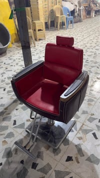 كرسي حلاقه • نضيف • النجف