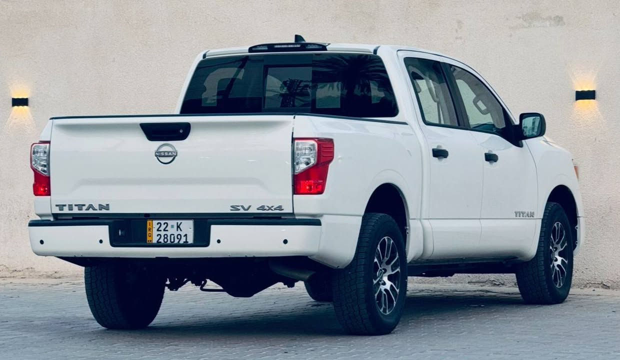 السلام عليكم
بيكم نيسان تيتان  2023 فئة  SV  مرقم اربيل الجديد هزة جديدة تحويل او وكالة مضمون بدون ايرباك صور الضرر مرفقه مع الصور 📸 
المواصفات : محرك 8 سلندر / بصمة / كير تعليك / شاشة كبيرة / فور ويل 4×4 / حساسات / مانع انزلاق / ويل كب / فول تحكم ستيرن  
مكاني بغداد
السعر 💰💰💰260 بيه مجال بسيط 💰💰💰 
للتواصل والاستفسار : *********** ☎️

