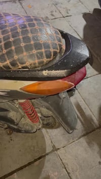 سكنز 140نثيه مجفته جديد السعر 300وبيه مجال العنوان الشعله   0771186652...