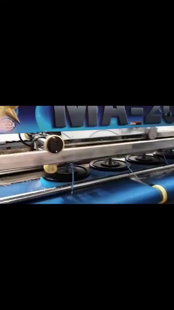 شركةMA للتصنيع الهندسي
تصنيع ماكينات غسيل السجاد والبطاطين الأوتوماتيك
1️⃣ ماكينة غسيل السجاد الأوتوماتيك
المواصفات:
جسم الماكينة بالكامل ستانلس ستيل مقاوم للصدأ
عرض غسيل حتى 3.20 متر
نظام غسيل 5 فرش تنظيف قوية
سرعة دوران الفرش حوالي 140 دورة/الدقيقة لتنظيف عميق للسجاد �
Karteknik Makina
نظام رش مياه وشامبو أوتوماتيك
شطف بضغط مياه عالي لإزالة المنظفات بالكامل �
Cleanvac
سير ناقل أوتوماتيك لتحريك السجاد أثناء الغسيل
تحكم كامل كنترول + ريموت كنترول
تعمل على كهرباء 380 فولت صناعي
إمكانية التحكم في سرعة الغسيل حسب درجة الاتساخ
موديل 2026
ضمان سنتين كاملتين
المميزات:
✔ تنظيف عميق للسجاد
✔ توفير وقت ومياه وكهرباء
✔ تشغيل سهل بعامل واحد
✔ كفاءة عالية في شركات تنظيف السجاد
2️⃣ ماكينة عصر السجاد الأوتوماتيك
المواصفات:
جسم كامل ستانلس ستيل
سرعة دوران عالية تصل إلى 1000–1400 لفة/الدقيقة
موتور صناعي قوي
نظام أمان ضد الاهتزاز
باب أمان محكم
قدرة عصر قوية لإزالة 90٪ من المياه
المميزات:
✔ تقليل وقت التجفيف
✔ أمان كامل أثناء التشغيل
✔ مناسبة لجميع أنواع السجاد
3️⃣ ماكينة غسيل البطاطين الأوتوماتيك
المواصفات:
حلة غسيل كبيرة للبطاطين والمفروشات
نظام غسيل أوتوماتيك بالكامل
برنامج تحكم إلكتروني
جسم ستانلس ستيل كامل
استهلاك مياه وكهرباء اقتصادي
مناسبة للمغاسل والفنادق
المميزات:
✔ تنظيف قوي للبطاطين والمفروشات
✔ تشغيل سهل وسريع
✔ عمر تشغيلي طويل
الضمان والخدمة
ضمان سنتين على جميع أجزاء الماكينة
قطع غيار متوفرة
دعم فني وخدمة ما بعد البيع
للتواصل
📞 01026328131

شركةMA للتصنيع الهندسي


**إذا كنت صاحب هذا الإعلان وتريد حذفه لأي سبب، رجاءا أرسل رسالة إلى الدعم الفني**