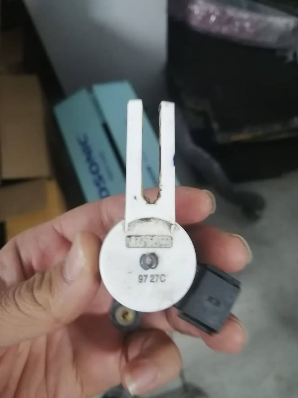 سلام عليكم خوان
سيارافلون مديل 2013 
جوزه ثلاث خطوط


**إذا كنت صاحب هذا الإعلان وتريد حذفه لأي سبب، رجاءا أرسل رسالة إلى الدعم الفني**