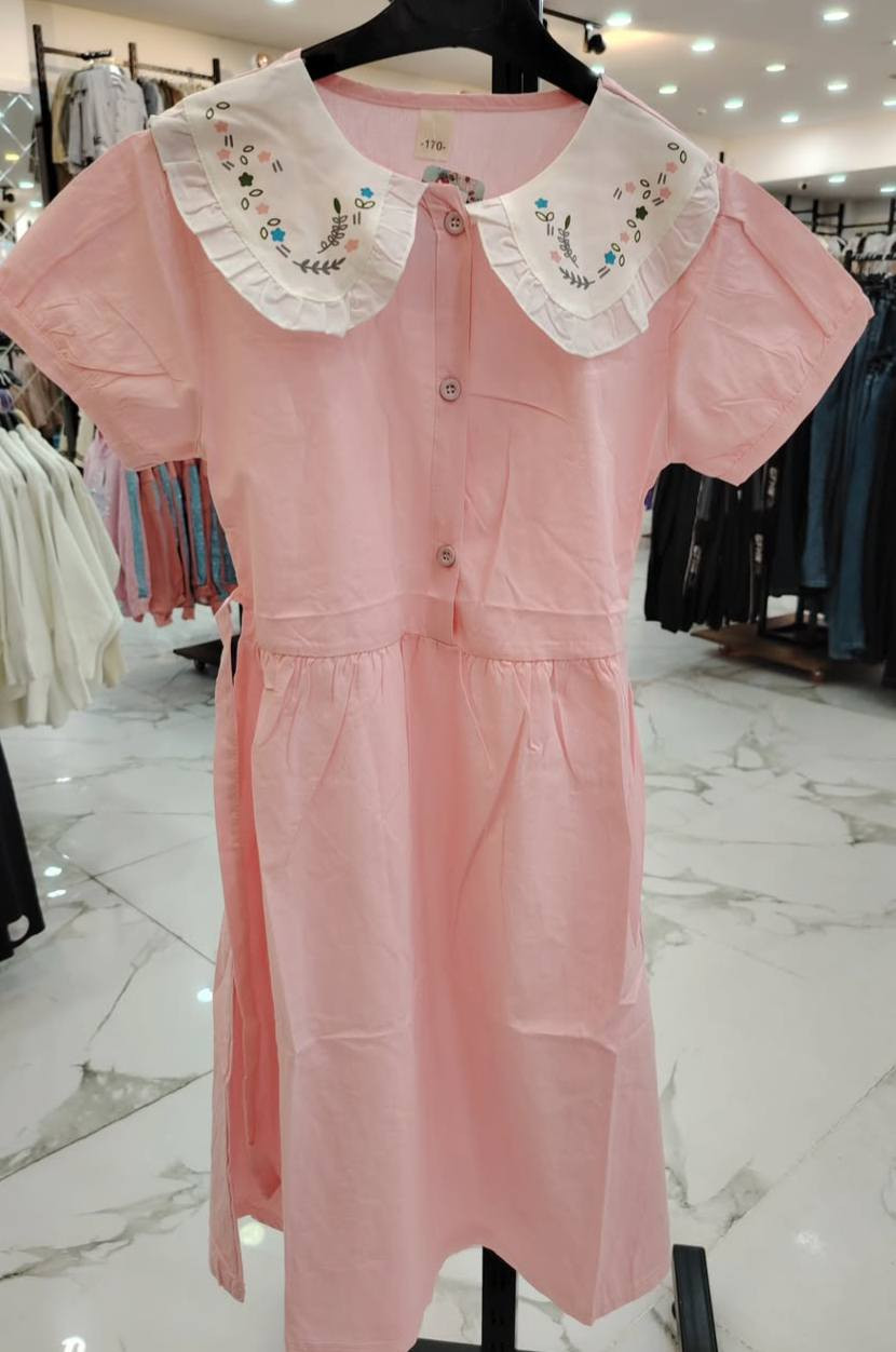 فستان 👗🥰🥰
بناتي موديل يجنن 😍
خامة واللوان 🤩🤩
القياسات من 7 إلى 12 سنة 
توجد خدمة توصيل لجميع محافضات العراق 
العنوان بابل المسيب الحامية
قرب مركز الشرطة


**إذا كنت صاحب هذا الإعلان وتريد حذفه لأي سبب، رجاءا أرسل رسالة إلى الدعم الفني**