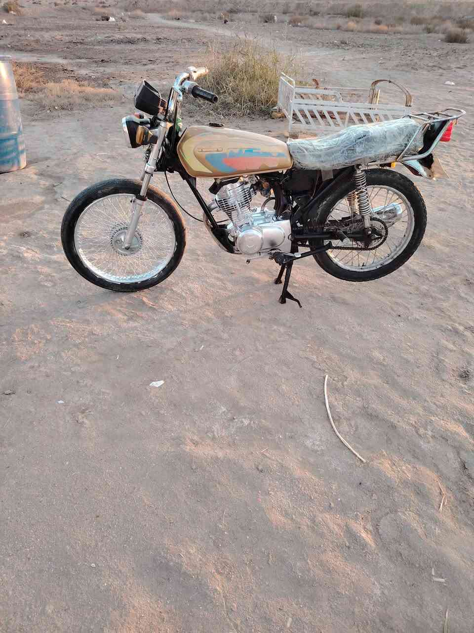 نامه لبيع كلك دراجه اي نقص ما عوزهه مكان غراف سعر 300وبيهه مجال تصال ***********
