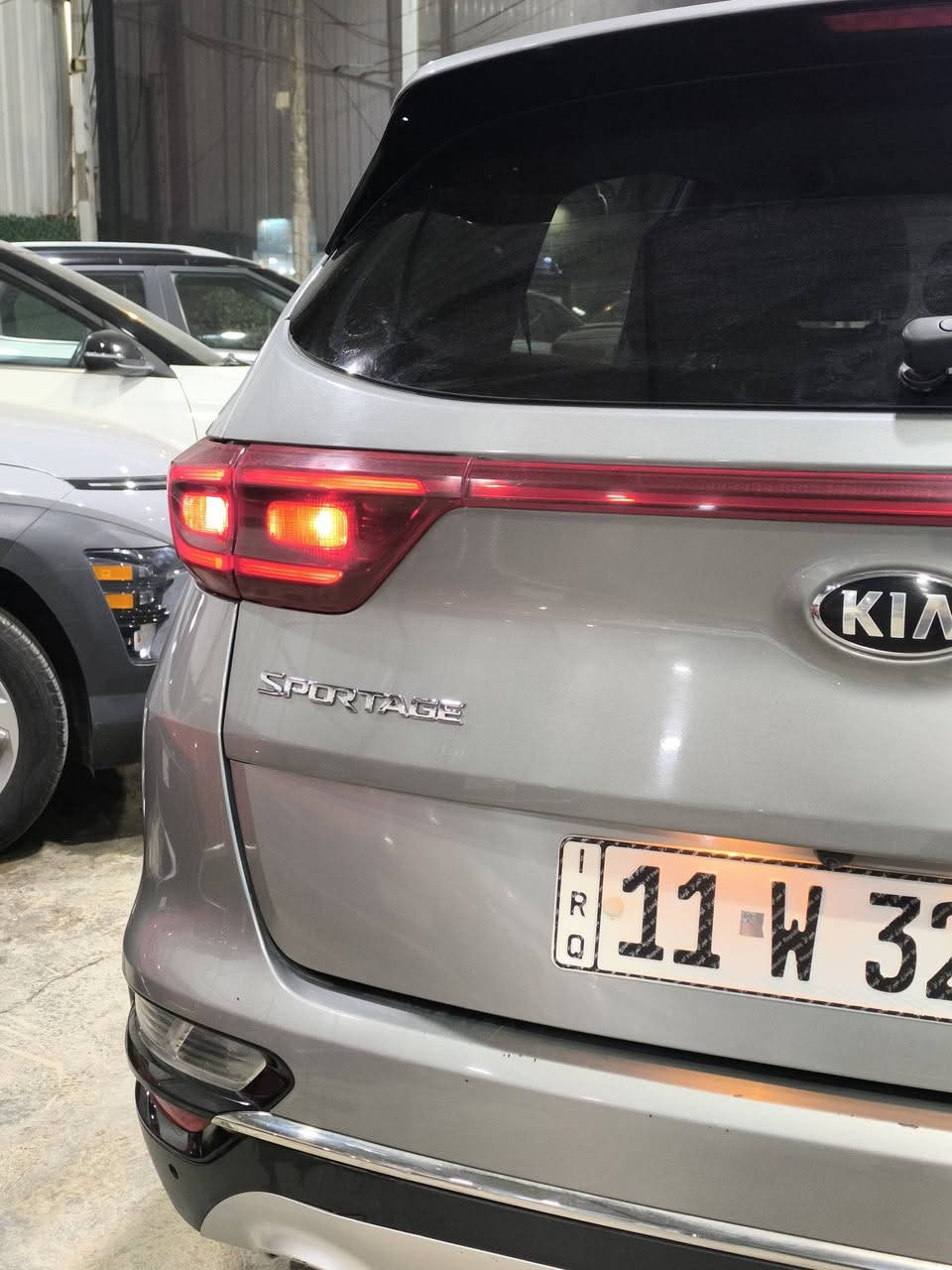 للبيع كيا سبورتاج موديل 2022
وأرد امريكي حادث جاملغ فقط 
إرباك جانبي فقط 
رقم بغداد دولي 
----------------------------
* المواصفات * 🥈
شاشة / كاميرا خلفية 
تحكم ستيرن جهتين 
تبريد قطعتين 
ويل كب 
LED نهاري
مود درايف
مثبت سرعه 
تحديد مسار 
مانع انزلاق 
محرك 2.4 
--------------------------
صور الحادث مرفقة بالمنشور 
السعر 💸💸 (( 175 )) بي مجال 
للاستفسار رقم صاحب السياره 

📱- ***********

📱- ***********
