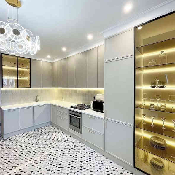 يا الله سلام عليكم شركه سدره المنتهى المطابخ التركيه والحديثه وفرتلكم موديلات والوان  وقياسات حسب الطلب الزبون بسعار جداً مناسبة شغل درجه ولى خشب تركي أصلي اج دي اف مسوين تخفيض بلكاونتر رهيبه ما عليك بس تختار موديل ولون والباقي علينه 4ايام وتستلمه الشد والتوصيل مجاني لجميع محافضات العراق للحجز والستفسار واتساب ودللو ***********
