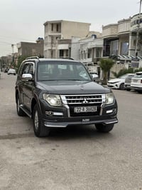 سلام عليكم  باجيرو 2015 خليجي مواصفات كويتي GLX مري شفط اشاير بلمري  ش...