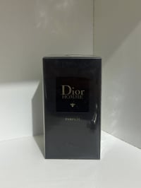 عطر • ديور • للحجز