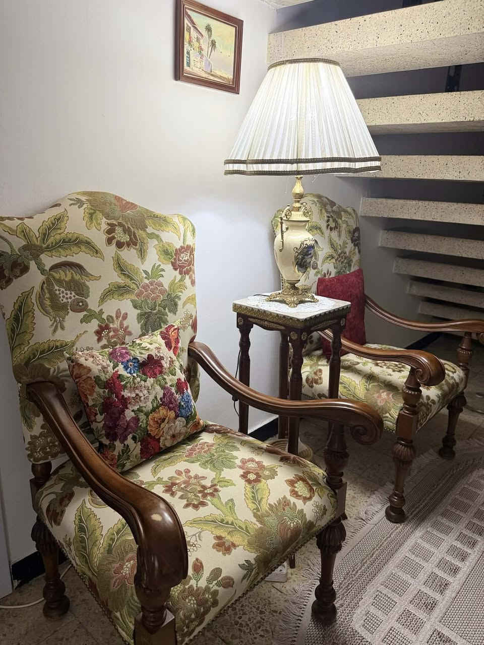 سيت اسود لوكرات ومجرات اريدهم ب١٥٠ 
التخم خليجي بتصميم أمريكي خشب زان والاسفنج مالته يجنن اريده ب٤٠٠ وبيهم مجال


**إذا كنت صاحب هذا الإعلان وتريد حذفه لأي سبب، رجاءا أرسل رسالة إلى الدعم الفني**