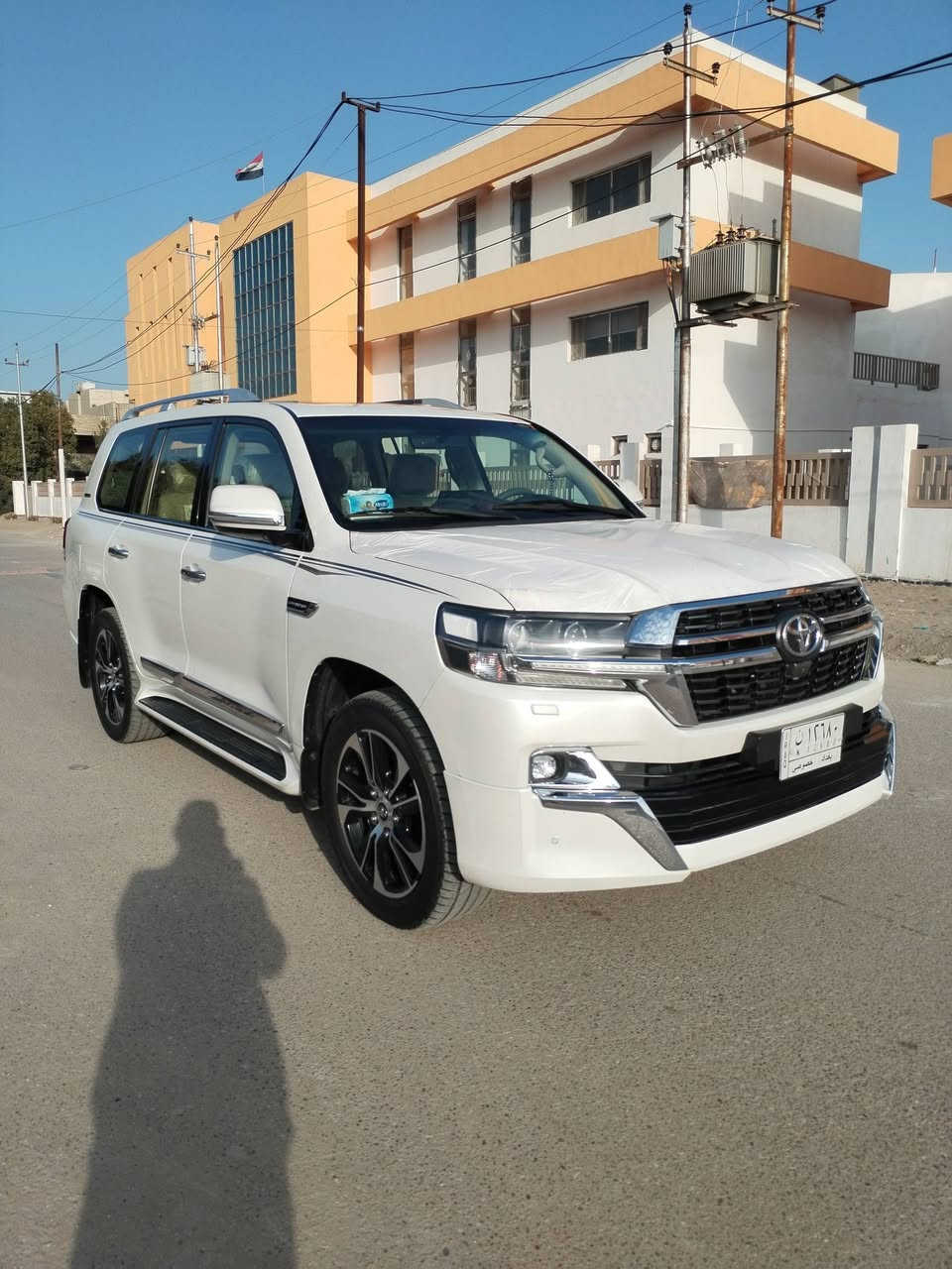 لاندكروز 2021 SAS محرك 8 سلندر فول مواصفات فتحة كشن سائق 3 دكم جنطة شفط شاحن وايرلس 5 بصمات ماشية 89 الف رقم بغداد تحويل  السعر 550 وبيه مجال بسيط للشراي   مكاني بغداد.ملاحضه:طابوكه واكعه عالبنيد صار بي صبغ كلش قليل رقم *********** بيع فقط
