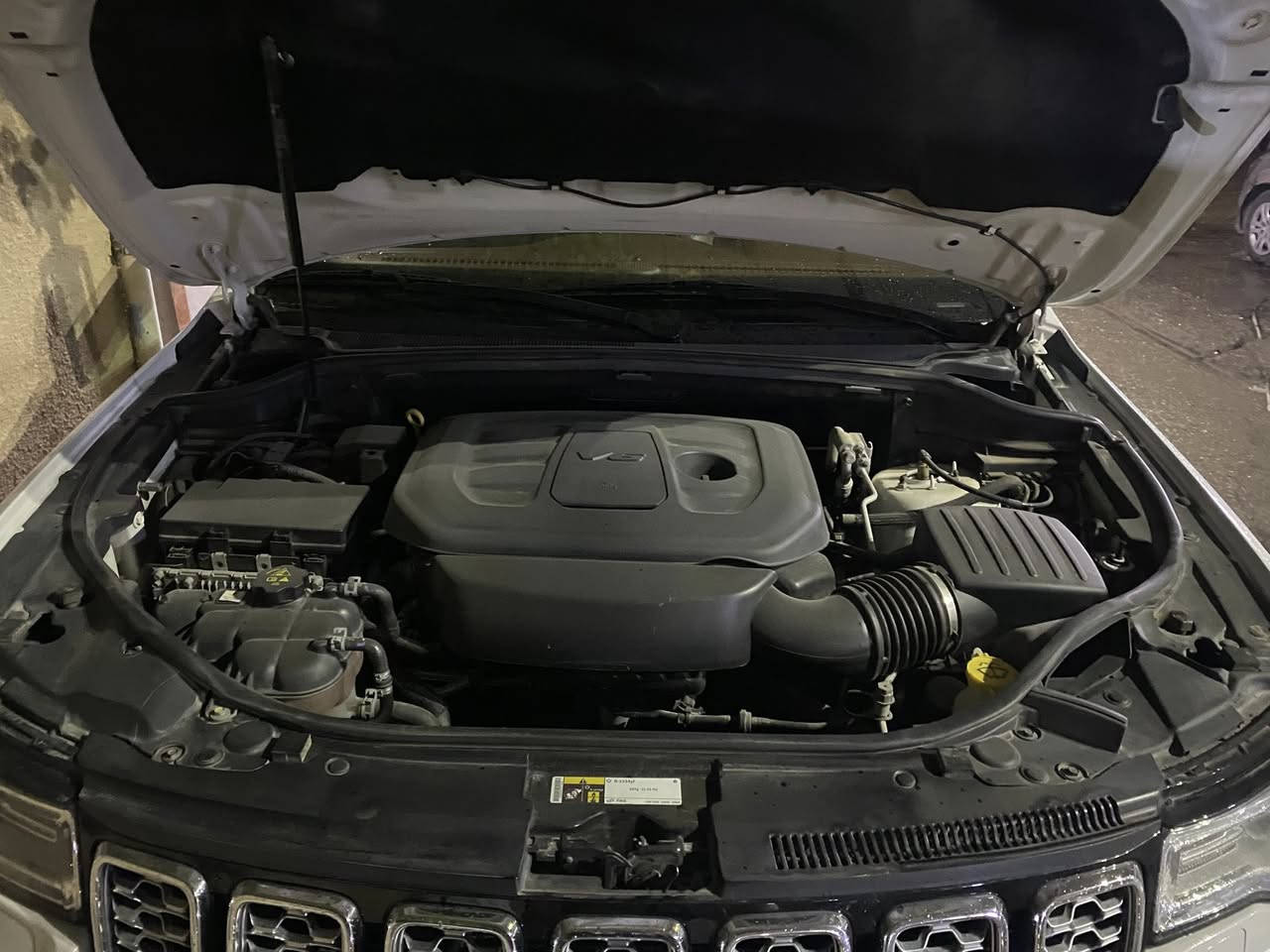 جيب لاريدو 2020
مواصفات:sumit يعني كلشي متوفر فول فول مواصفات 
كلين تايتل كندي
وسيارة معروضه عل تطبيق iq care 

الكاميرا الخلفية
سقف بانورامي
صندوق كهربائي
التحكم على المنحدرات
مستشعر وقوف
تدفئة المقاعد
تبريد المقاعد
فتحة السقف
بصمة
مرايا جانبية كهربائية
حساس المطر
مراقبة النقطة العمية
التعرف على إشارات المرور
نظام المفتاح الذكي
التحكم التلقائي في درجة الحرارة
نظام بد التشغيل
نظام فرملة الطوارئ
8 وسادة هوائية
مصابيح زينون الأمامية
المصابيح الأمامية ليد
مانع الانزلاق
عرض المعلومات على الزجاج الامامي
تدفئة مقود القيادة
إنارة محيطية
أبل كاربلاي
التشغيل عن بعد
4x4
رادار
شاحن لاسلكي
أوتو بارك
نظام تعليق هوائي
كشافات ضباب
وضع القيادة
تحذير مغادرة المسار
نظام إلغا الضوضا
التحكم الإلكتروني في الثبات
تحذير من الاصطدام الأمامي
مرايا جانبية تدفئة
مثبت السرعة التكيفي
خطوات جانبية
صندوق بدون استخدام اليدين
زر التشغيل
خطافات السحب
م إتصل بالبائع
حساسات ضغط الإطارات
شاشة خطافات السحب
رقم:*********** واتساب
كركوك
