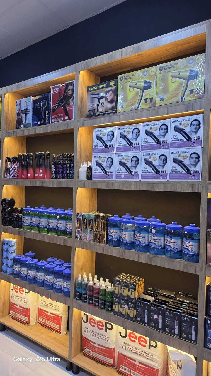 سلام علیكم اخوان الحلاقین یوجد لدینا كافة مواد الحلاقة بارخص سعر توصیل داخل كركوك مجاني.... ملاحظة/ فقط توصیل اي حلاق یحتاج اي مواد یراسلني باسرع وقت یوصل
.
سلام علیكم هاوڕێیان هەموو جۆرە کەرەستەیەکی دەلاکی بەردەستە لامان بە هەرزانترین نرخ گەیاندن بۆ کەرکوک خۆڕاییە بەس گەیاندن هەیە نامە بنێرە چیت ویست خۆمان ئەیگەیەنینە دەست بە زوترین کات
***********
