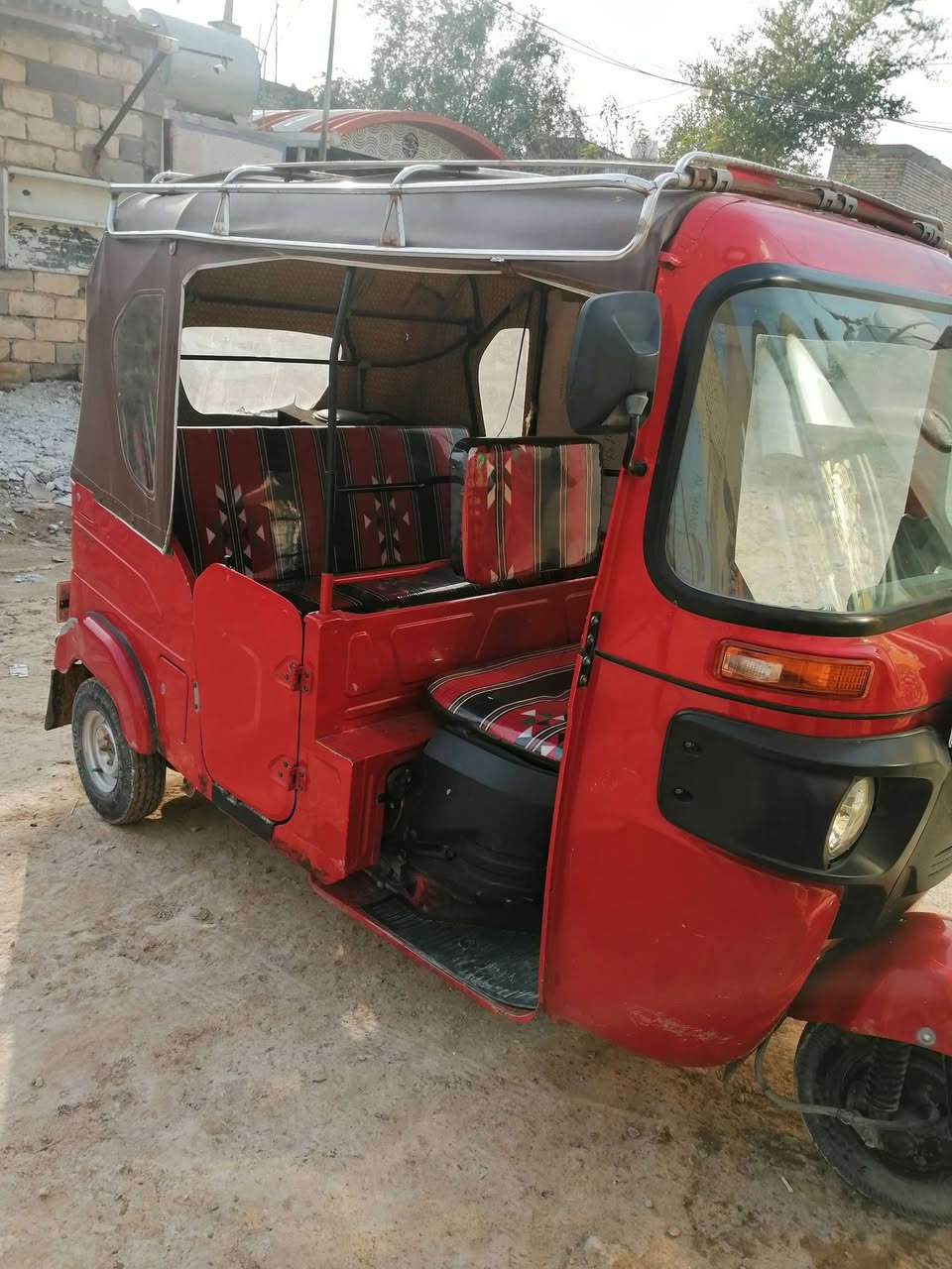 السلام عليكم للبيع تكتك 22 شهر 7 كفاله عامه من عده بارد فوك الجاملغ الايسر موضح بل صوروبيه شخوط قليله امانت الله ومحمد وعلي تكتك صار شهرين من ماخذه مال جناي بس هسه حتاجيت وريد ابيعه رتيده ب 8 و 750 وبيه مجال كلش قليل للتواصل ***********
