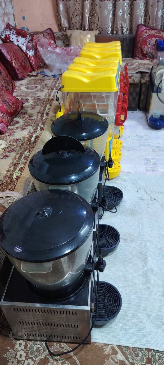 براد عصائر للبيع للاستفسار علا الخاص او ***********
