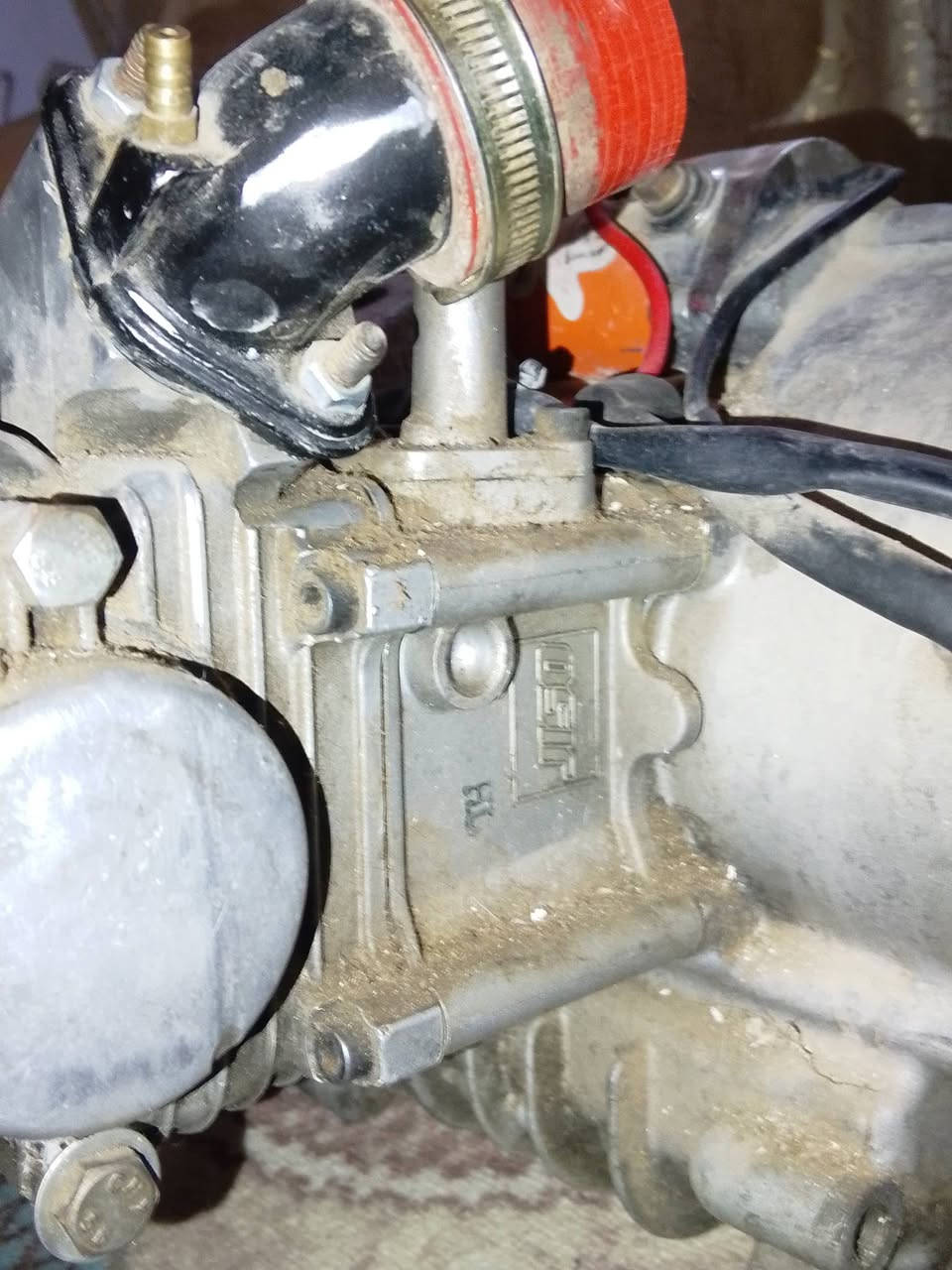 سلام عليكم عيوني يولد طابوكة جيسو مطابقة شغاله مو امدح بل مكينة بس ولا تكول 55 ونص قوية كلش شغلتها فترة ونزلته لسعر 300 وبيه مجال تشلع عيوني المكان نجف كوفة ولشراي يدخل خاص للستفسار *********** هاذة رقم بي واتساب
