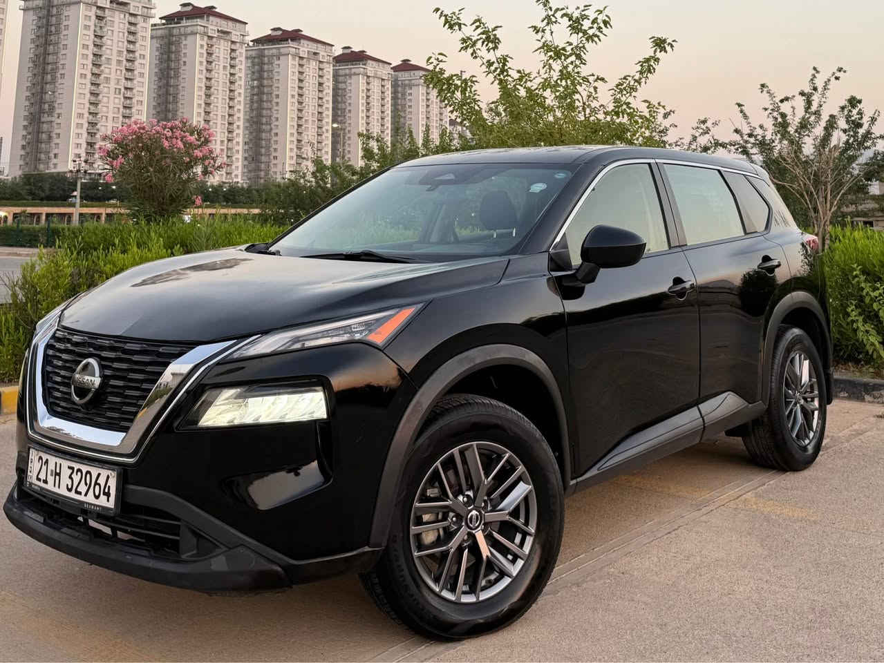 Nissan rouge 2021 V4 
نيسان روگ محرك مرغوب ٤ سلندر ٢.٥ 
موديل ٢٠٢١
مواصفات SV
تحكمات + زنون + ٣ موود + رادارات (امامي +جانبي + خلفي ) 
مرايات هيتر كشنات هيتر ✅
سنوية جديد + سيارة بدون نواقص ✅
سیارە بیها قطعة وحدة فقط ( بونيد ) بدون دواخل ✅✅
حدادية جديدة ماشية (55)الف ✅ 
سعر ١٥٧ ورقة 💰
مكان سليمانية 🚀
( ***********) ✅ السليمانية, العراق
