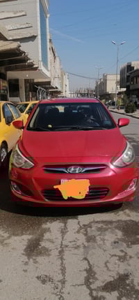 اكسنت • ٢٠١٦ • مضلع