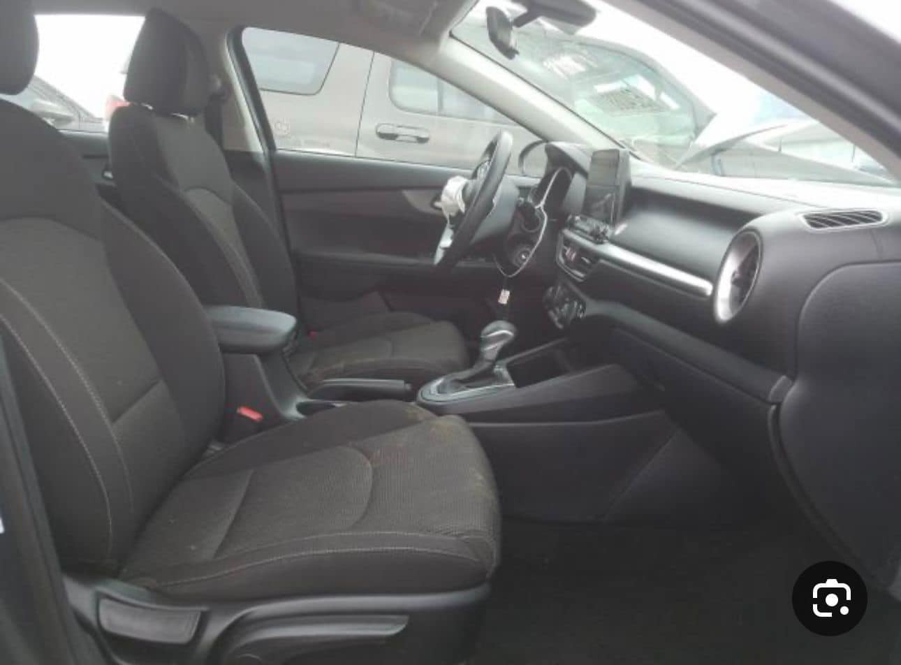 السلام عليكم 

فورتي موديل 2019 للبيع 

رقم بغداد بأسمي

محرك 2000 دوش المرغوب

ماشية 92 

حادث امريكا جاملغ وبنيد نفسهن معمرات ومصبوغات والسيارة  صار  بيها حالوب بالعراق وعفته على وضعيتة 

جاهزة من كلشي وما بيها نقص مال جناي
وهذا السونار مالتها والسيارة نصبتها حلوة  
تجي تشوفها بعينك احلى من الصور بهواي

تخم تاير جديد محرك كير مكفولات كفالة عامة 

مكانها بغداد البلديات بتقاطع الكهرباء

للأستفسار أكثر الاتصال على الرقم 

***********
