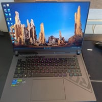 لابتوب للبيع    asus rog strix  Cpu :i7 13650 hx  Gpu:rtx 4060  Ram:16...