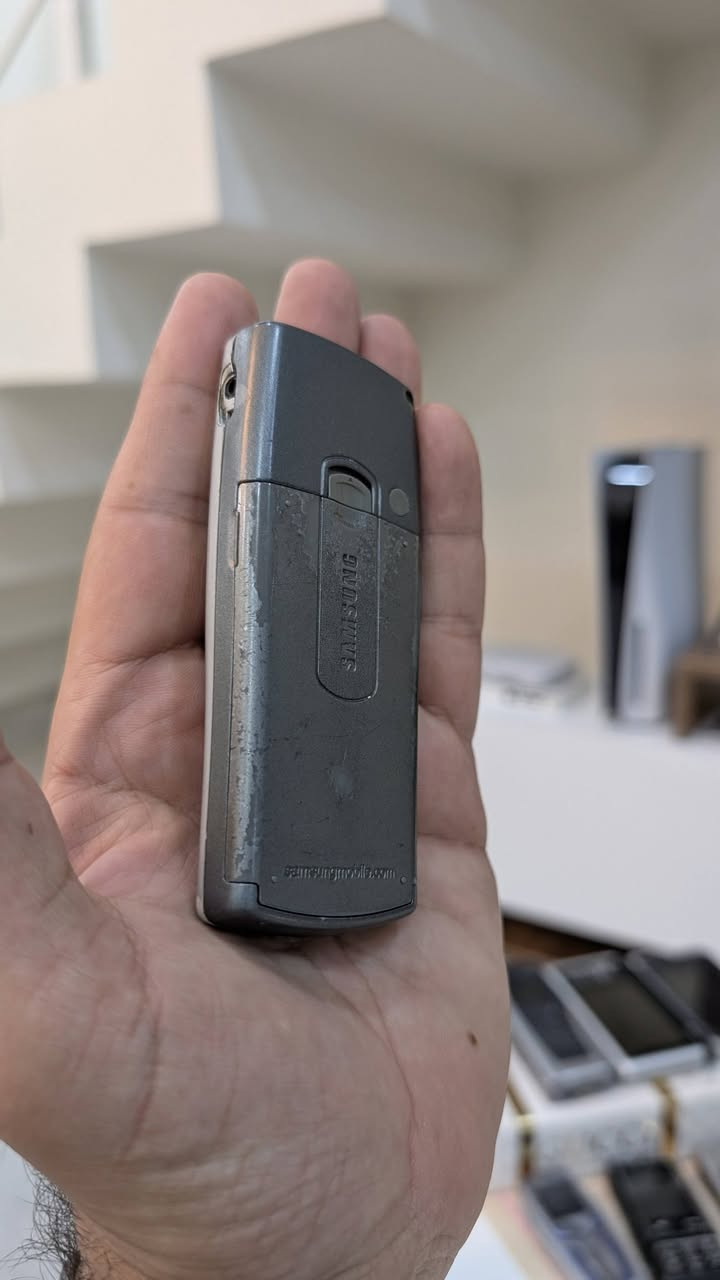 Samsung c100
متوفر 2 قطعة


**إذا كنت صاحب هذا الإعلان وتريد حذفه لأي سبب، رجاءا أرسل رسالة إلى الدعم الفني**