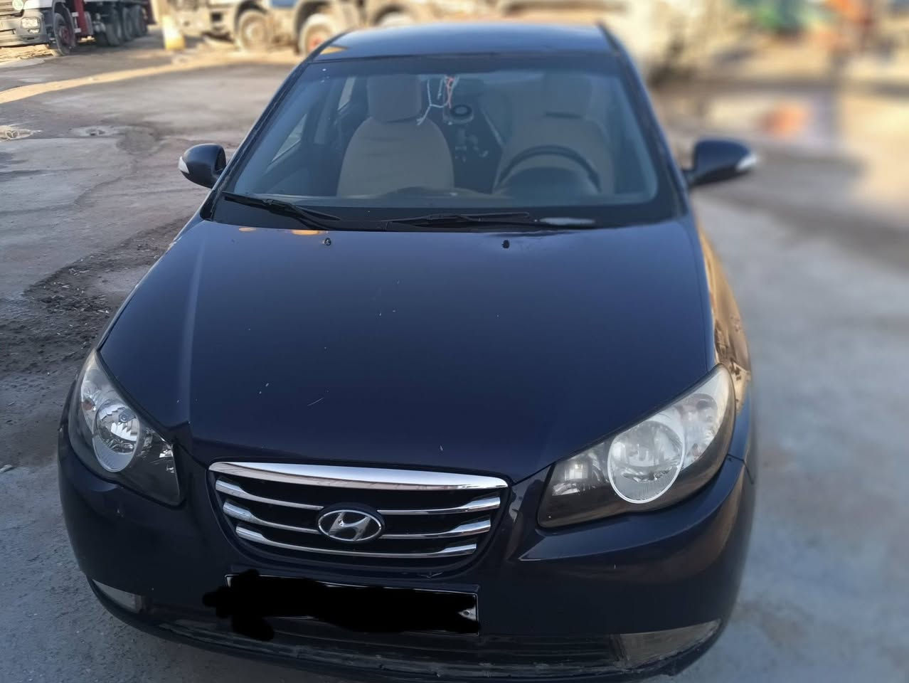 السلام عليكم 
النترا للبيع صابونه 
موديل 2010
لون نيلي ما مشبوه
كير عادي رياضي 
تدفه تبريد
السياره بالحله 
#السعر40
***********
