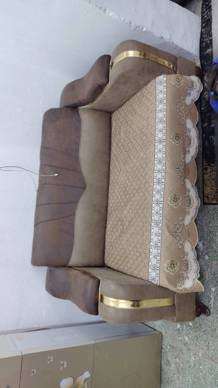 عشر مقاعد تسكام مو سوكي مكانه بغداد الطوبجي السعر ٣٥٠


**إذا كنت صاحب هذا الإعلان وتريد حذفه لأي سبب، رجاءا أرسل رسالة إلى الدعم الفني**