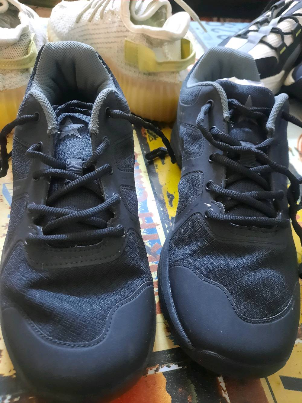 احذية بالة العدد ١٧ الصور بس ١٠ مشكلة التطبيق ما اكدر أضيف البقيه الجودة عالية بيع شلعه السعر ١٢٠ الف 