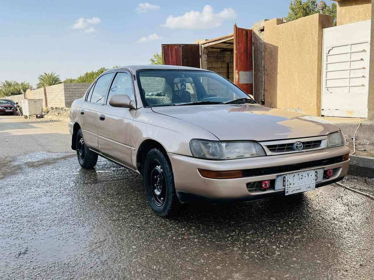 السلام عليكم  سيارة كورلا موديل ١٩٩٢ كيره مكينة مكفولات تبريد شغال كهربائيات كله شغاله 
السيارة بيه ضربة عكس السياق و تحويل مباشر 
السعر :٤٥ 
للاستفسار الاتصال على :*********** هذا رقم راعيه اني مكلف بالنشر
