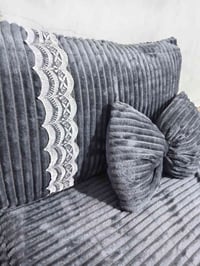 الحجز واتساب 07879542993