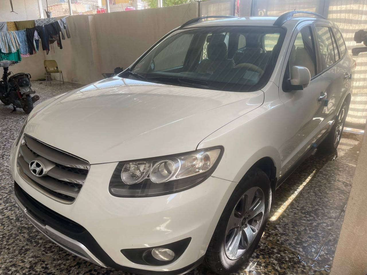 سنتافي 12
رقم بصرة أنكليزي سنوية بأسمي لل 29
السيارة بدون صبغ بدون تبديل 
ستة سلندر 3,500 
م/ الكير أمبدل جديد 
رقم / ***********
السعر / 160 وبيها مجال للشراي
المكان / أبو الخصيب - السبيليات
