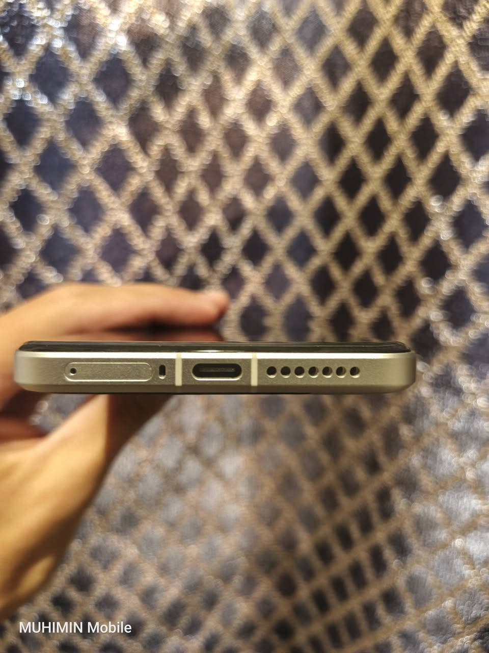 السلام عليكم
للبيع او المراوس 
 15 الترا ذاكرة 512 نضافه 100 كامل ملحقات
نسبة البطارية 100 عدد الدورات 53 
السعر 1150 قفل 
العنوان بغداد الدورة ابو طيارة
***********
