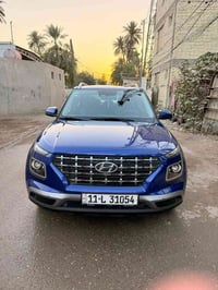 من رخصت مسؤول المجموعة المحترم هيونداي فينيو وارد أمريكي 4سلندر 1600 م...