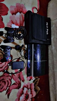 بلي 3للبيع سعر ٧٥ شرط الشغل مكاني باب جديد ٠٧٧٠٥٠٢٠٨٠٠