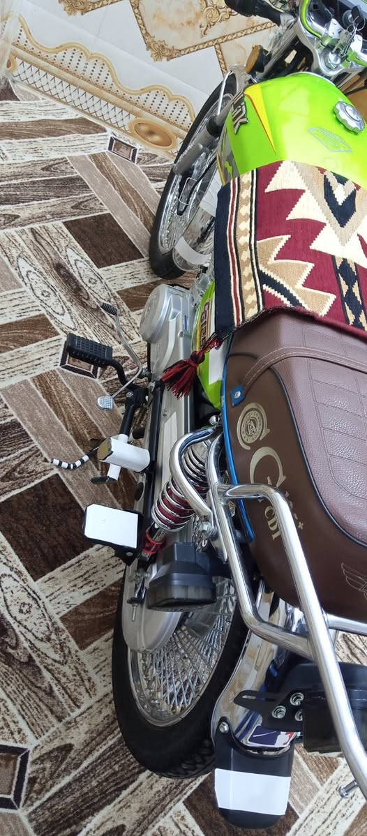 سلام عليكم دراجه تايكر سونك موديل 2024 طالعه بل 2025 اوراق سكنر خمس اوراق كفاله عامه برغي ما مفتوح بيه مال جناي سعر 750 وبيه مجال لشراي مكاني شطره وعلي لياخذه ما يخسر ربع عليه هاذه رقم الهاتف ***********
