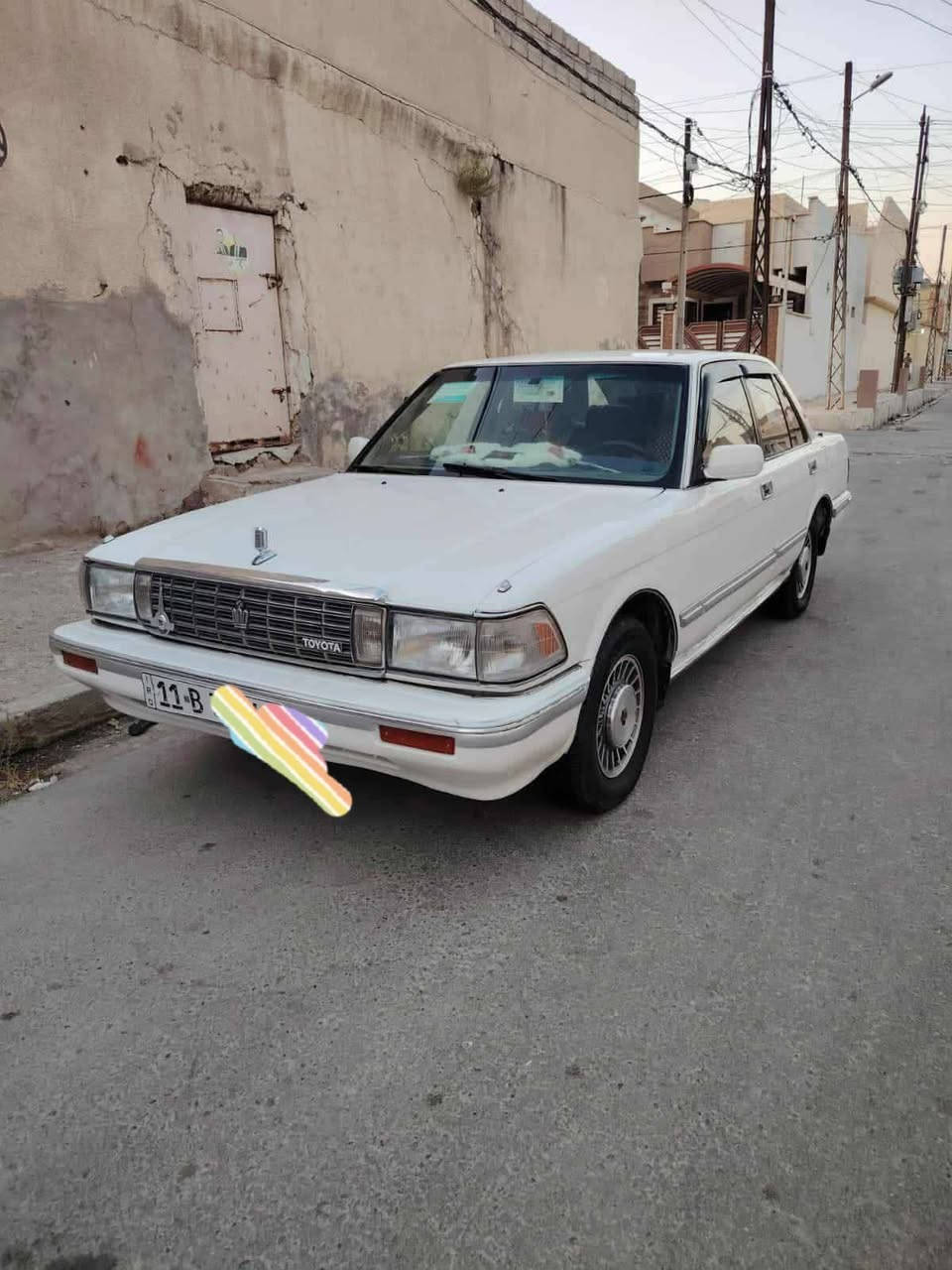 السلام عليكم
سيدان للبيع موديل 1990
رقم بغداد الجديد بسمي
الون ابيض
تشغيل عن بعد 
تبريد ثلج
السعر 65 وبيها مجال لشراي
البيع نقد فقط 
رقم الهاتف ***********
