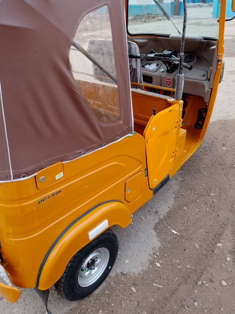 السلام عليكم تكتك 2021/5كفالة عامة فقط دوس معمرات خير من الله سعر 7800بسمي تحويل ثاني يوم مكاني المعامل حي نصر للاتصال والاستفسار على رقم 
***********
