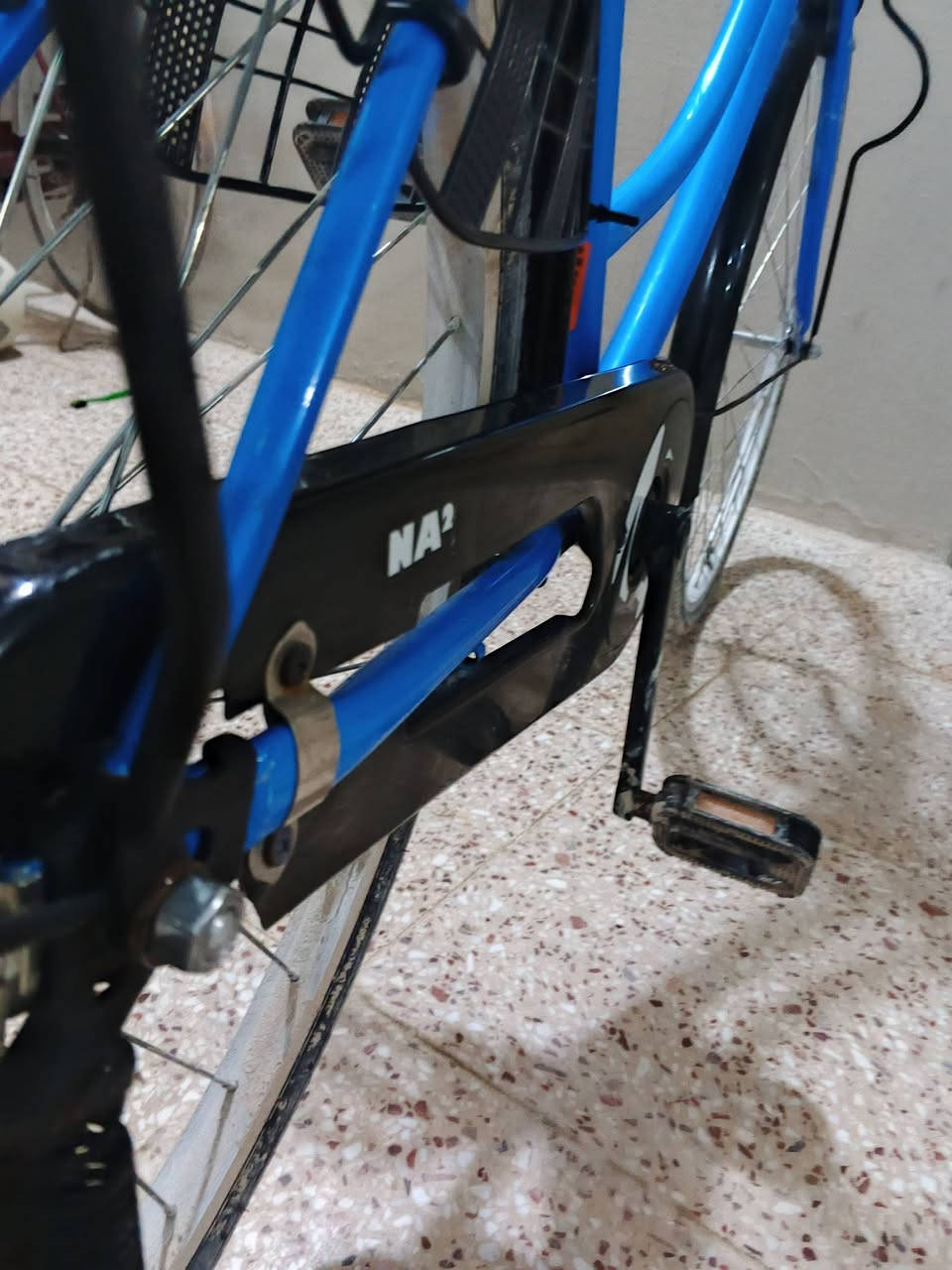 سلام عليكم الباسكل للبيع فقط فقط فقط شرط ماطلع بي للشارع نزلته من الخان وهذه الفيديو م نزلته مديل 22 لاستفسار واتساب ***********
