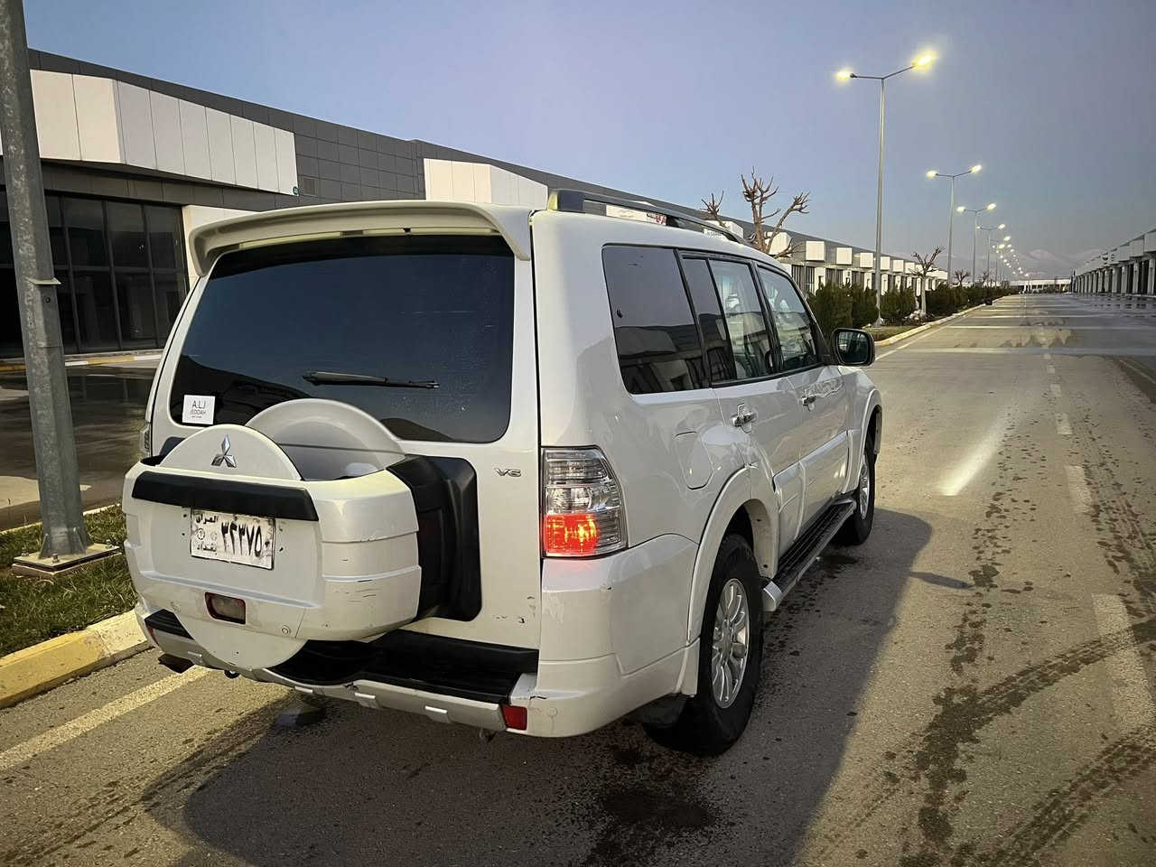 باجیرۆ 
مۆدیل 2010
تۆماتیک
گیرومەکینە بەشەرت
تەقەورەقە بەشەرت 
ساردیو گەرمی مەزبوت
سعری 43$گەلا
***********
***********
