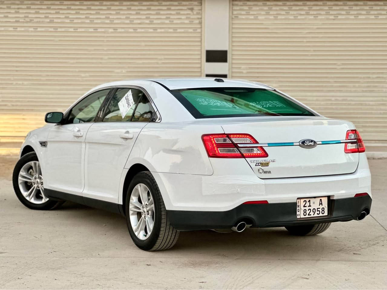 سلام عليكم 
للبيع 
نوع سيارة /فورد تورس اخت زيرو 
موديل /2014
ماشية /60كيلو متر 
سيارة خليجية صفر نيفا مكفولة كفالة عامة من دعامية للدعامية  ويا 3 مفاتيح 
العنوان /ديالى خانقين 
الاستفسار ع رقم 
*********** خناقين, ديالى
