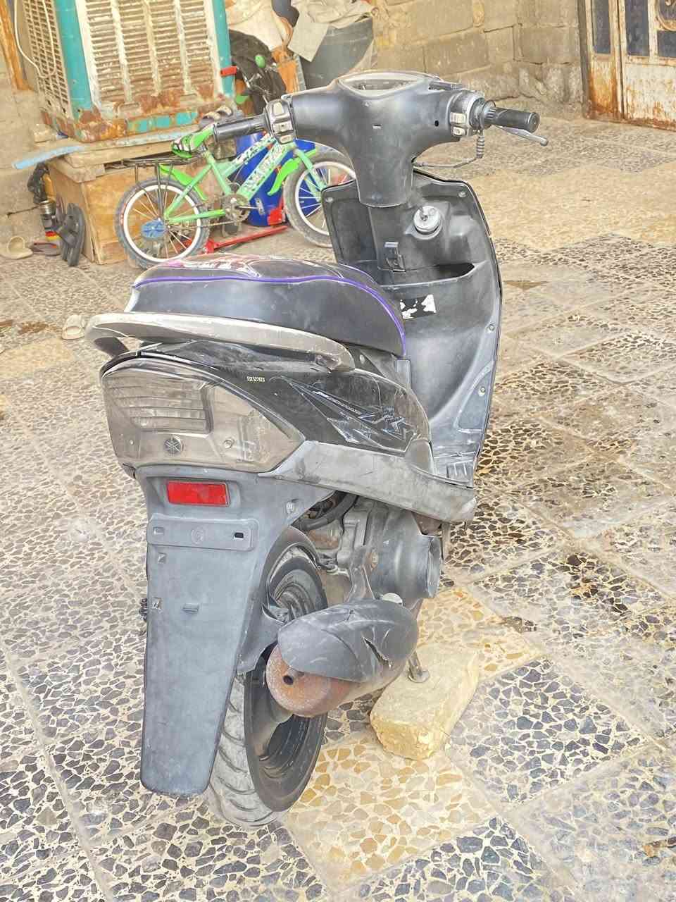 رمبه مكفوله كفاله عامه ‏دراجة خير من الله الله شاهد دراجة نقص بس كابريتر و الكلجات العنوان ￼ بغداد ￼ مدينة الصدر رقمي *********** ￼ موجود خاص ￼￼￼￼ والسعر650 بي مجال￼
