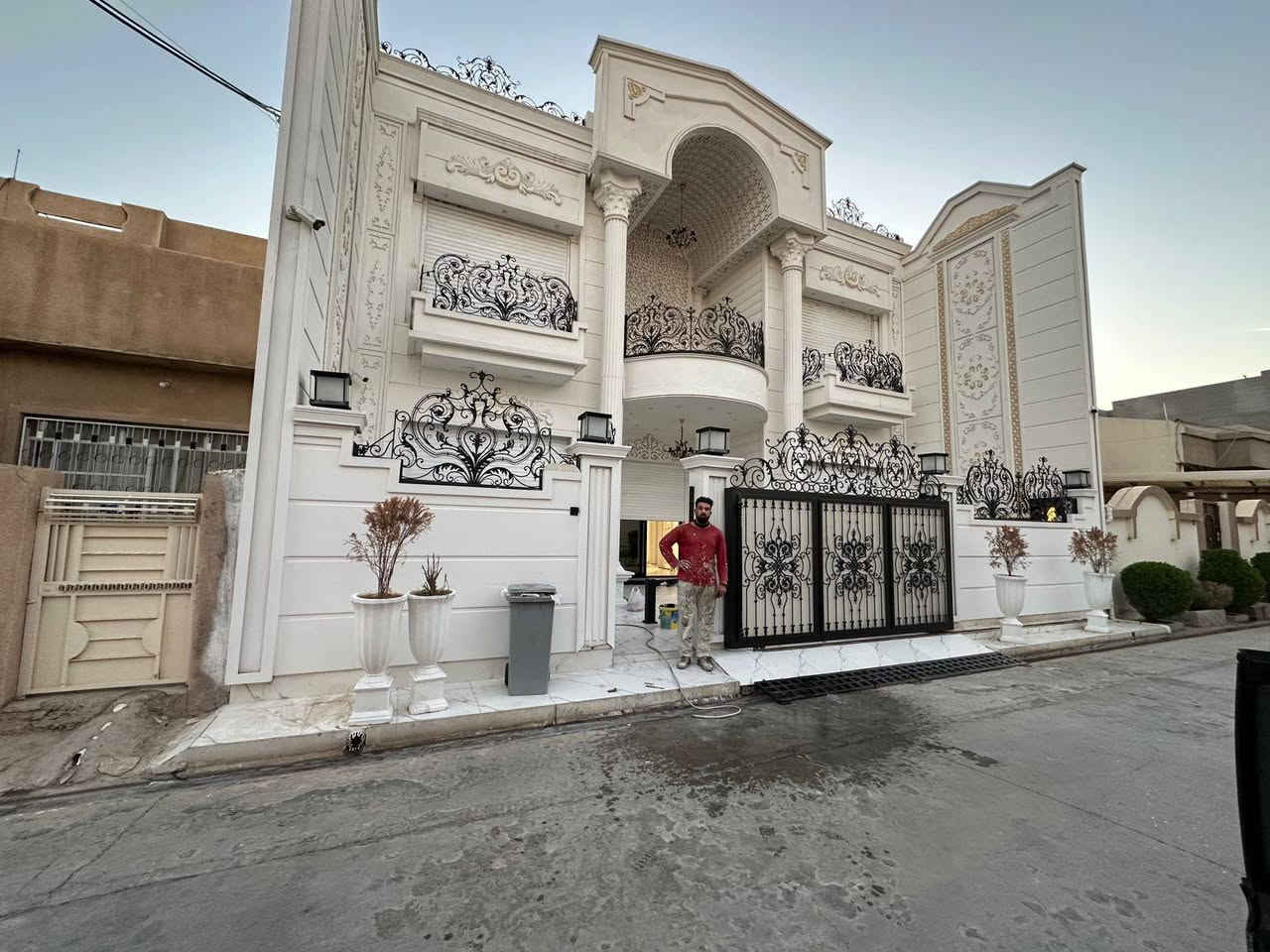 أعمالنا مستمرة دائماً ونسعى لإرضائكم ❤❤🌲🌲🌲 مستعدون لصبغ داخلي وخارجي البيوت باصباغ التركيه المنشاه وبل سيلكون اتصل وبسعوبسعارار مناسبه *********** كركوك, العراق
