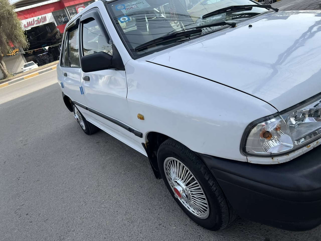 سايبا موديل 2015
اصل صفره ومصبوغه ابيض خصوصي كير محرك كفالة شواصي شركه ما ملعوب بيهن 
تبريد ثلج تدفئة  حداية السيارة جديدة تخم تاير دوشمه جديده الرقم الجديد الدولي السيارة بأسمي تحويل نفس اليوم.. بيها سستم  صوت  مخيف  مكان السياره بغداد العامريه سياره خير من الله وبالعافيه على الياخذها السعر 45وبيها مجال للشراي 
***********
