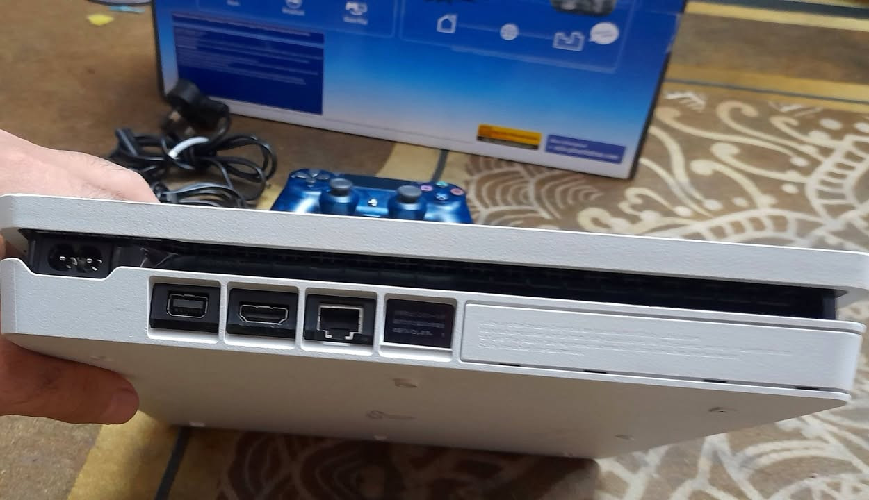 بلي فور سلم للبيع جهاز اخر تحديث ذاكره500 جهاز لوك ستيكر ماداخل صيانه ابد شرط الفحص جهاز بي حساب بي 20لعبه ملحقاته كامله كارتونه جوستك واحد مكاني بغداد شراي يتفضل خاص ويدلل


**إذا كنت صاحب هذا الإعلان وتريد حذفه لأي سبب، رجاءا أرسل رسالة إلى الدعم الفني**