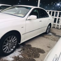 كراون ماجستا • ٢٠٠٤ • V8 ٤٣٠٠