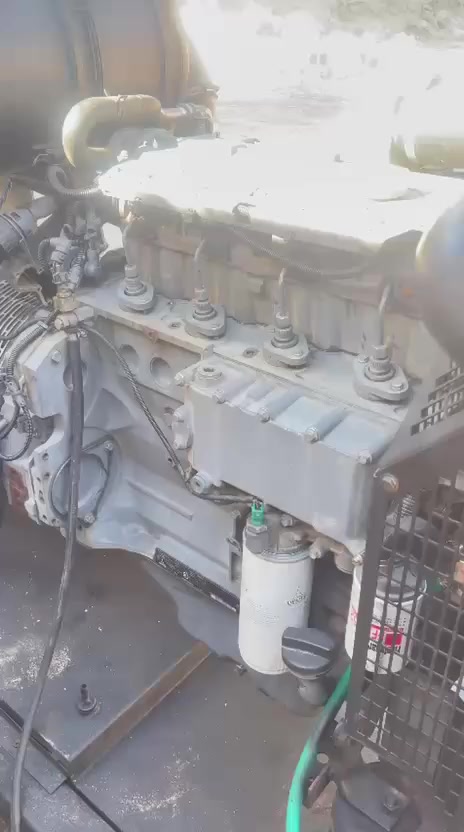 سلام عليكم مولد دويز أبو الصاروخ نظام تبريد ماء  4بستم نظام سوبر  100كي في 400امبير  جدا جدا جديده 
نظام سبيد حماية كامله فول مواصافات   مع تانكي 1000لتر حديد ثقيل
مكان بغداد  رقم ***********
