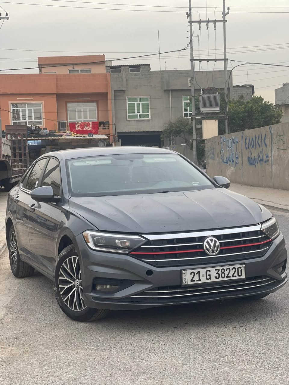 فؤلكس واگن جيتا 
موديل :٢٠٢١
مواسةفات:S سپؤرت 
نيوبونيت سبوخة بي ژؤري ايرباك كامل سيستةمة 
سةنةوي ژينگة هةمووي نوية 
شوين: هةولير 
واتسئاپ : ***********
١٢٩ مةجاليكي برايانة أربيل, العراق
