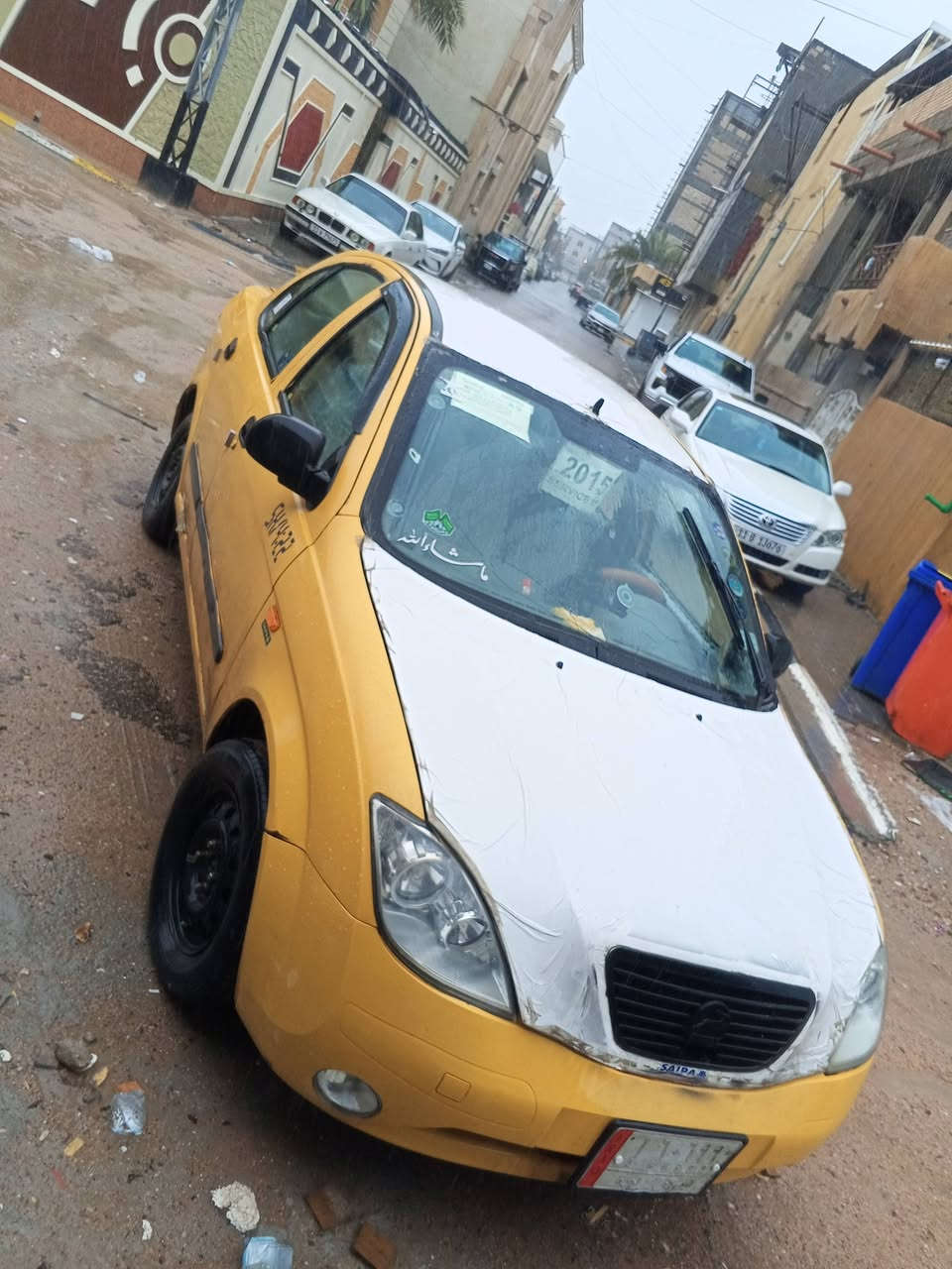 سياره طيبه للبيع كير مكينا جديده حداديا جديده سنويا 28السعر 20 وبيها مجال قليل ***********
