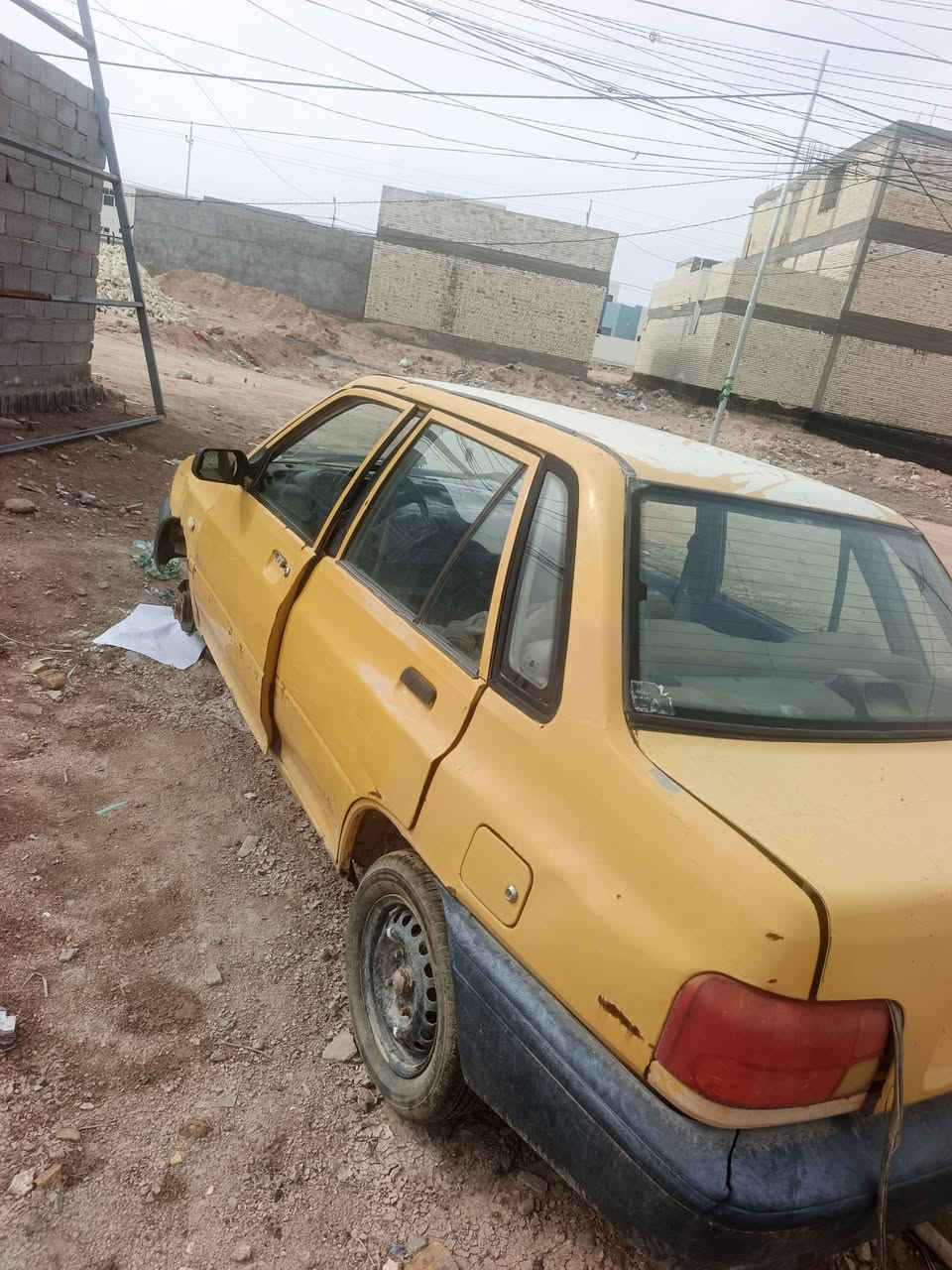 سياره سايبا للبيع مديل 2011
محتاجه فقط محرك المحرك البيه كايم السعر 7 اوراق وبيه مجال رجا رجا الموشراي لايتصل رقم الهاتف 
***********
