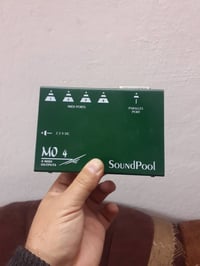 إلكترونيات • إكسسوارات